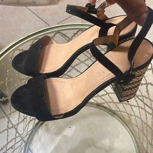 New York & Company Weaved Design Chunky Heel